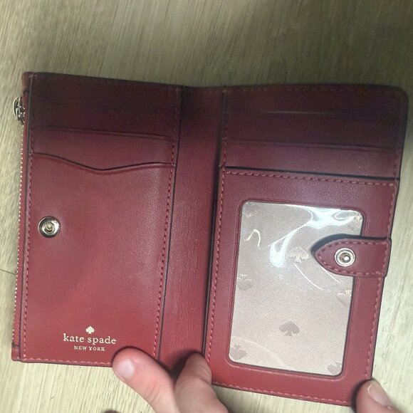 Kate Spade Red Spencer Small Slim Bifold Wallet - Picture 3 of 4